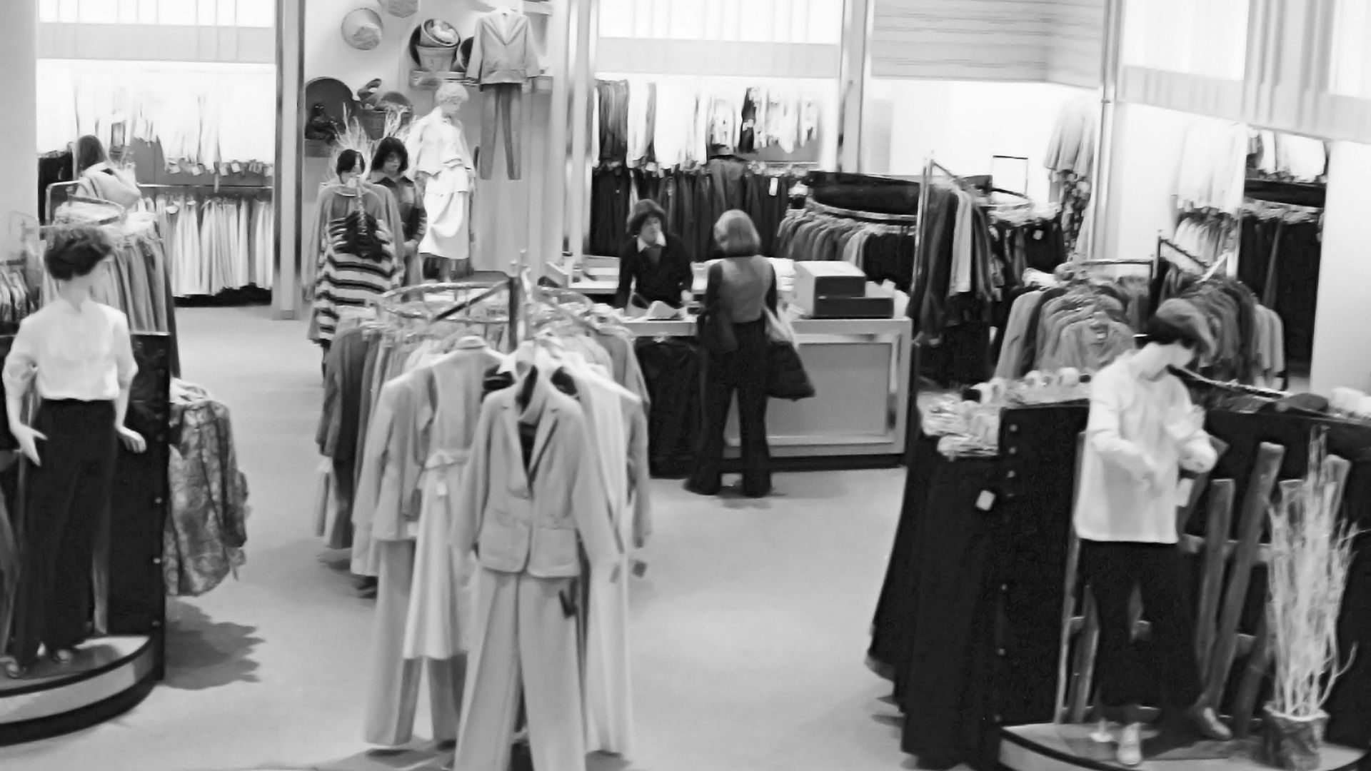 Interior of department store in Water Tower Place, Chicago, December 13, 1978