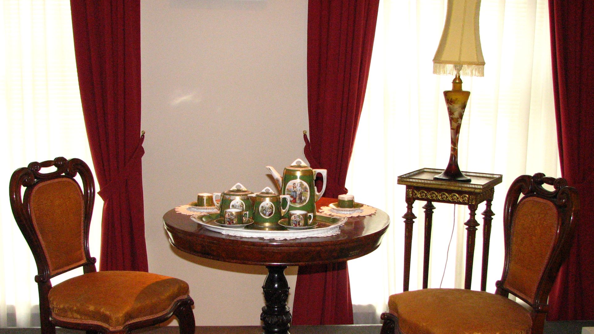 Saint Petersburg. Museum of history of St.-Petersburg (an exposition in the Commandant's house of the Peter and Paul Fortress). IItems of interior of living room of the early twentieth century.