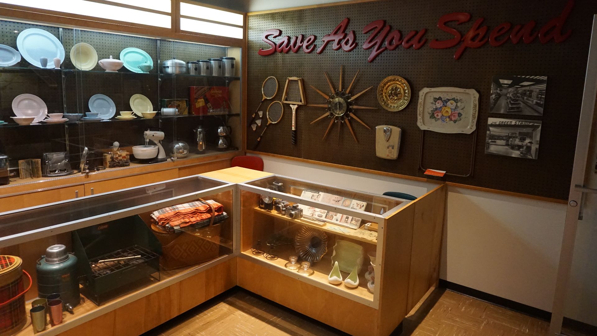 The S&H exhibit at the Michigan History Museum in Lansing, Michigan (United States).