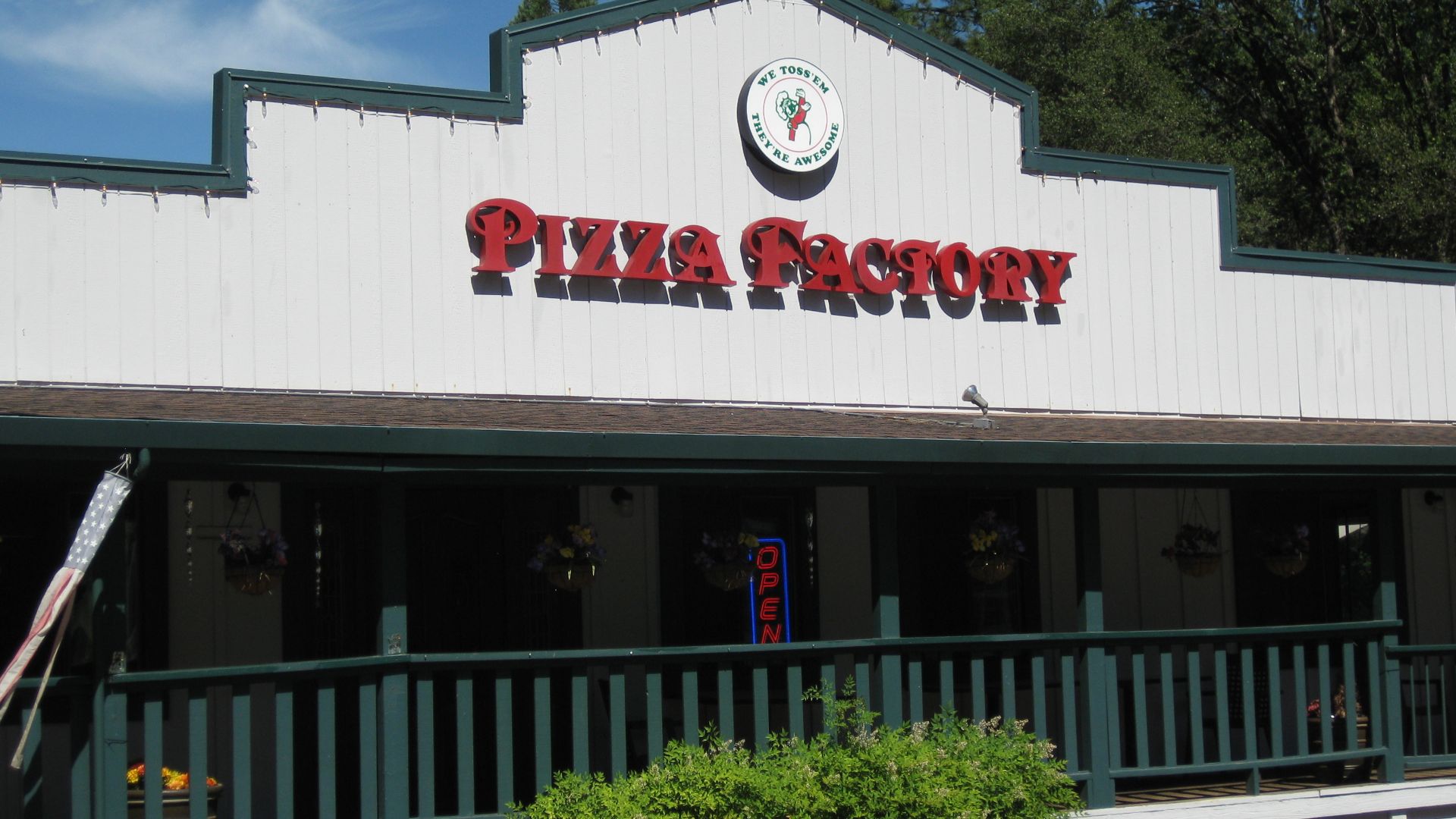 Pizza Factory: