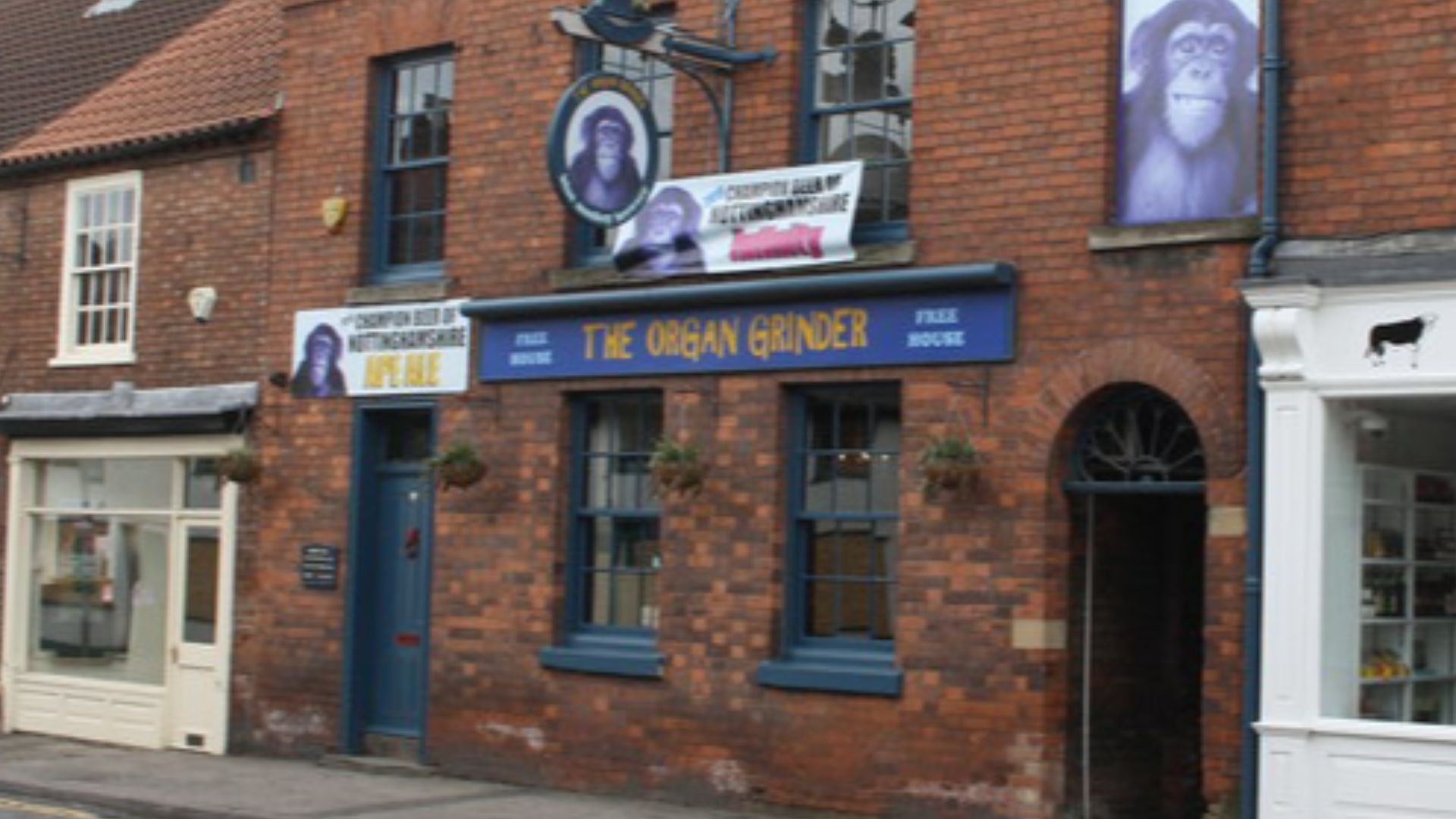 Photograph of The Organ Grinder public house, Newark, Nottinghamshire, England2