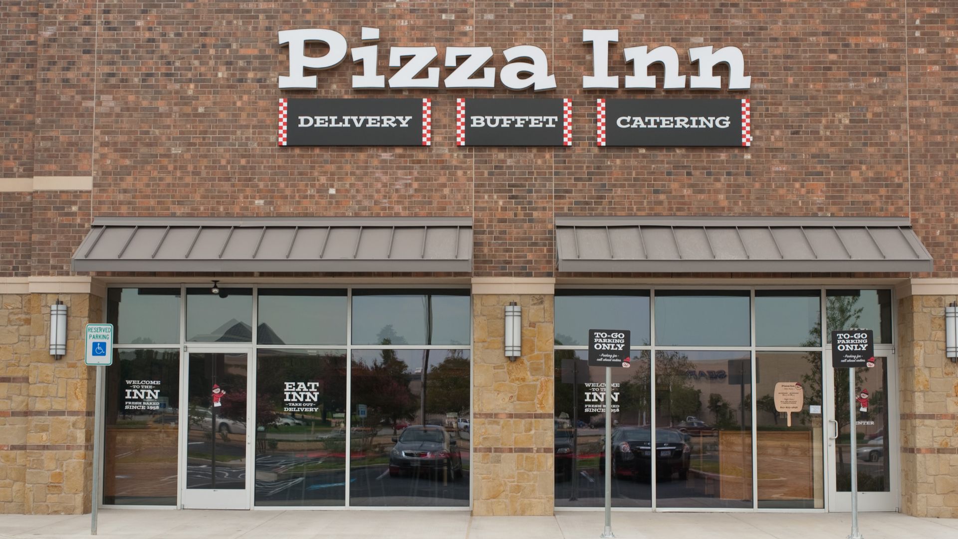 Pizza Inn in Fort Worth, Texas, March 2011.