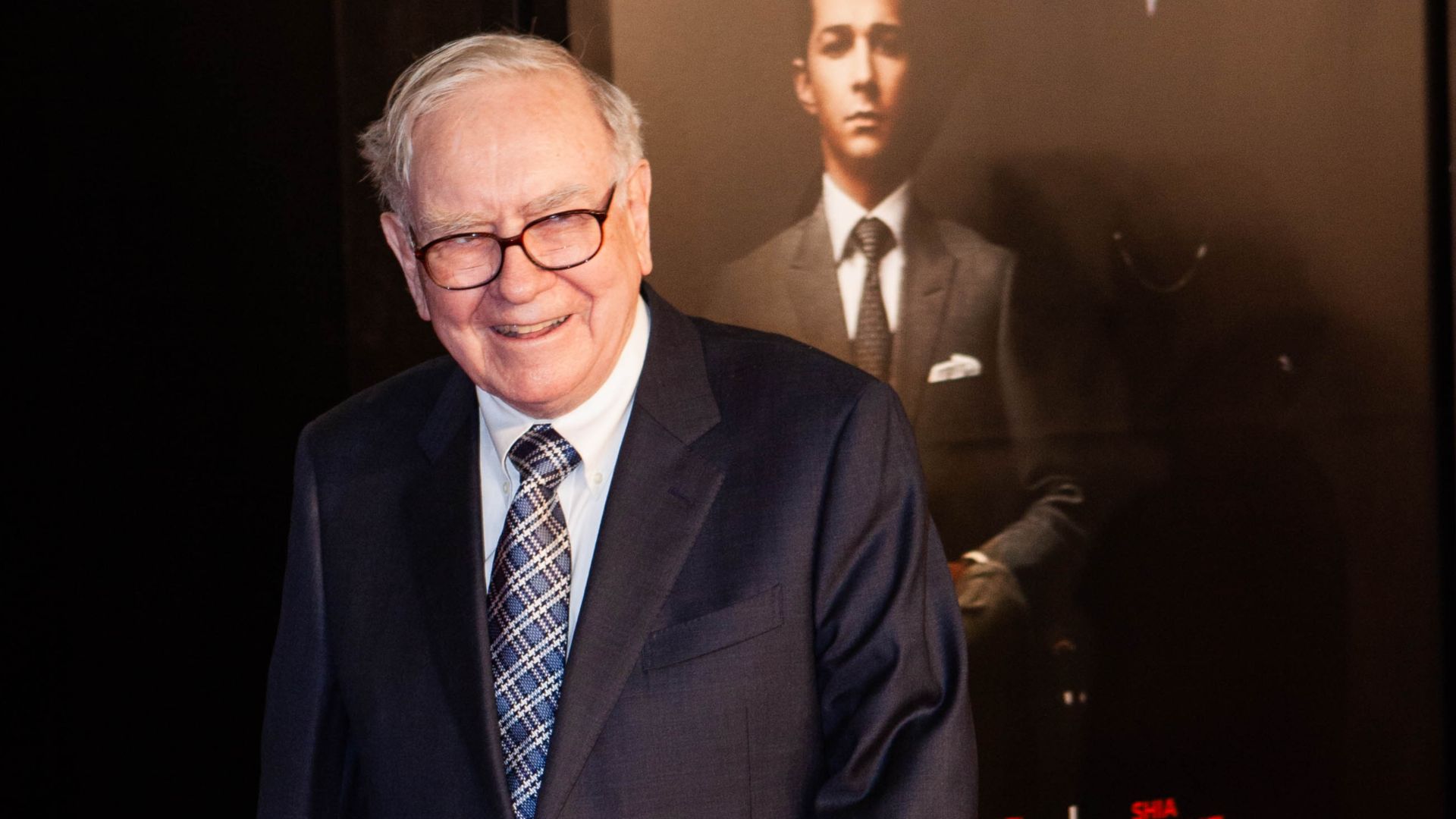 File:Warren Buffett