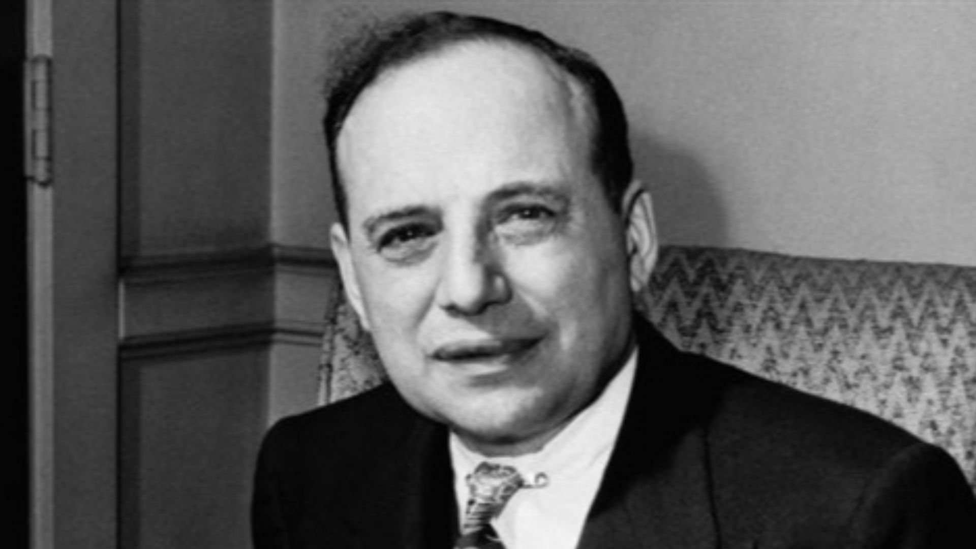 Benjamin Graham (1894-1976) fue un inversor estadounidense considerado como el padre del análisis fundamental y el value investig.