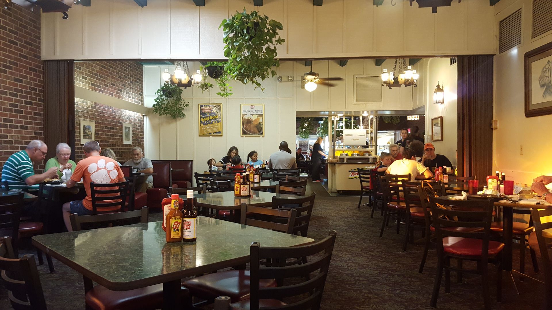 File:Western Sizzlin Clemson, SC 21.jpg