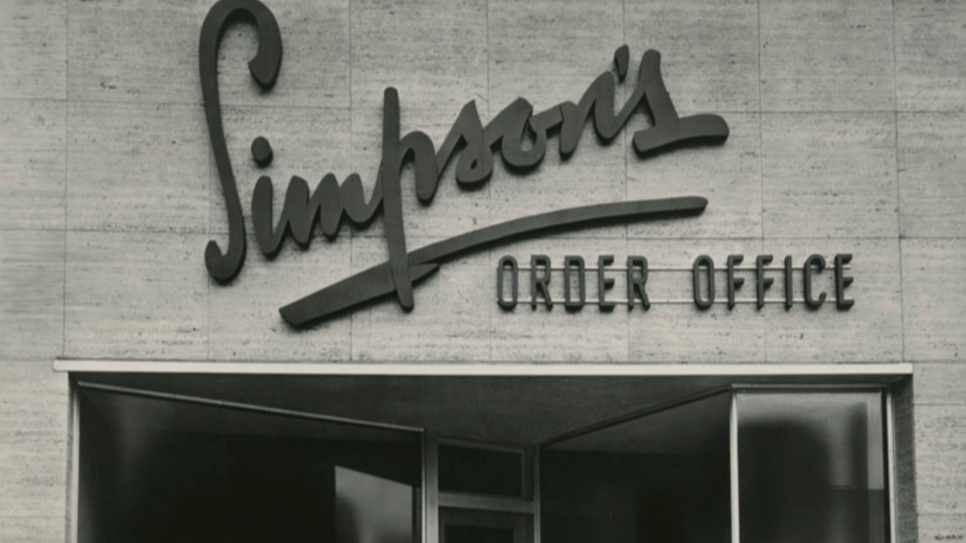 Title / Titre : 
Simpson’s mail order office, Sarnia, Ontario / 
Bureau des commandes par catalogue de Simpson’s, Sarnia (Ontario)
Creator(s) / Créateur(s) : Photo Engravers and Electrotypers Ltd
Date(s) :  July 16, 1952 / 16 juillet, 1952
Reference No. /