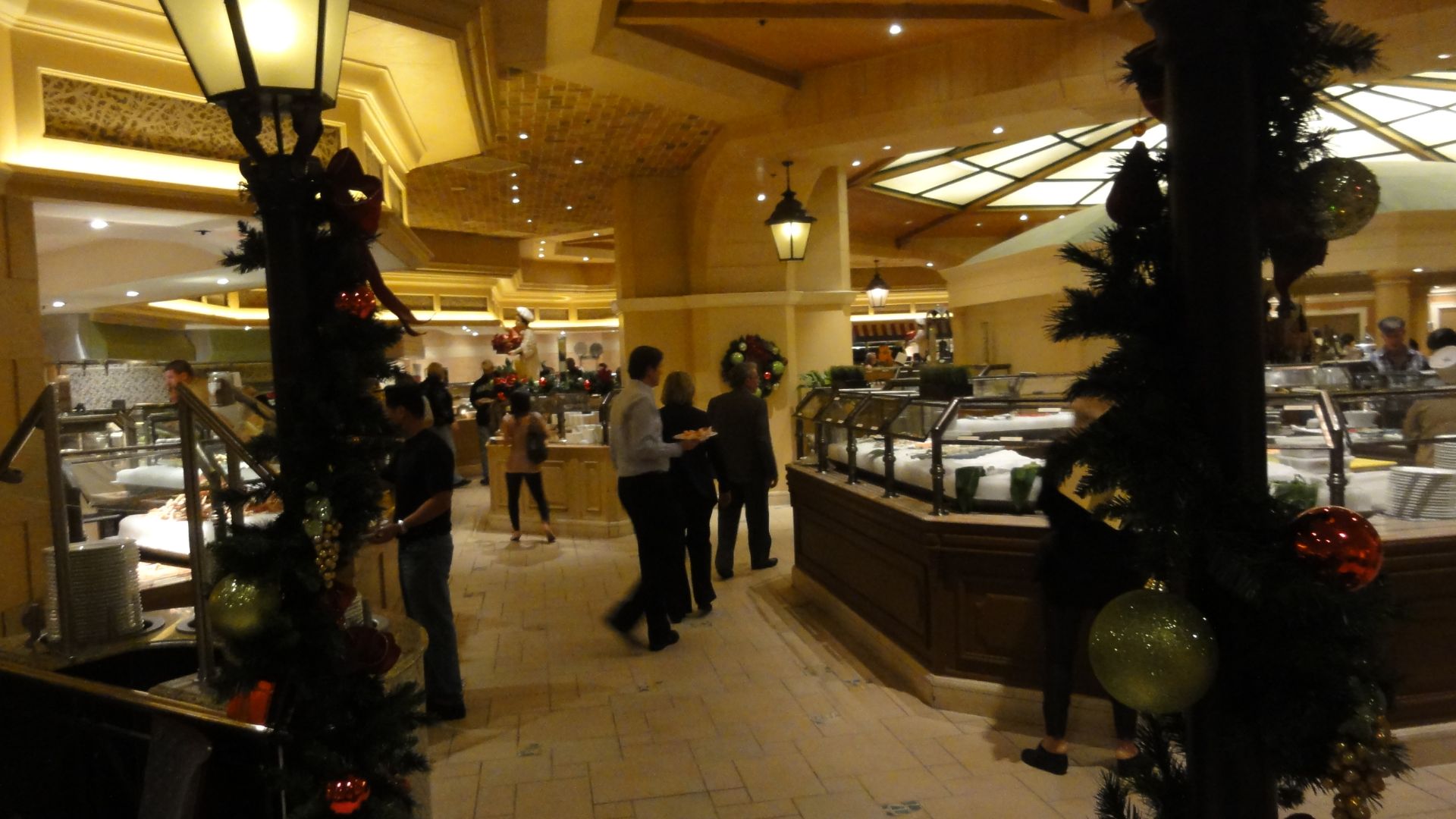 2010/11/28 Sightseeing in Las Vegas.
Dinner at BUFFET in Bellagio.