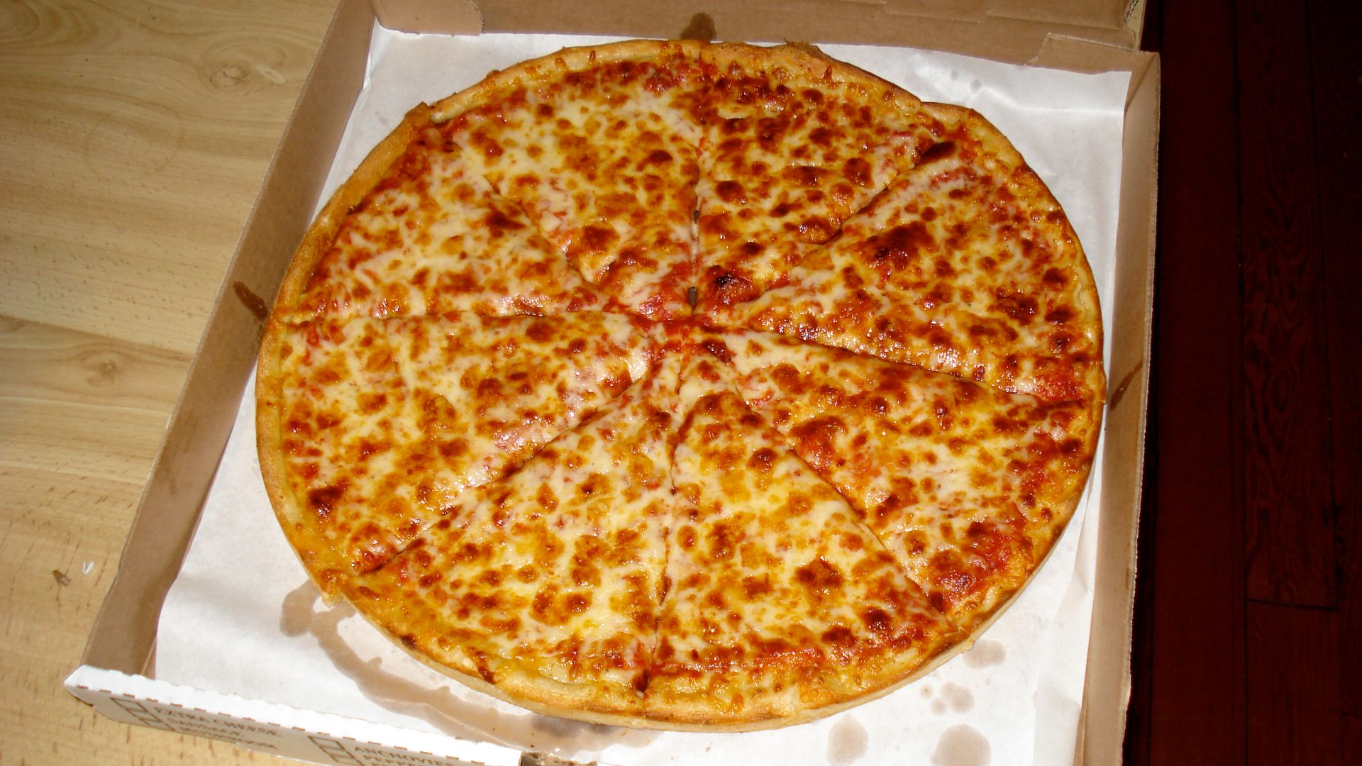 Large Cheese PizzaRead more about <a href=