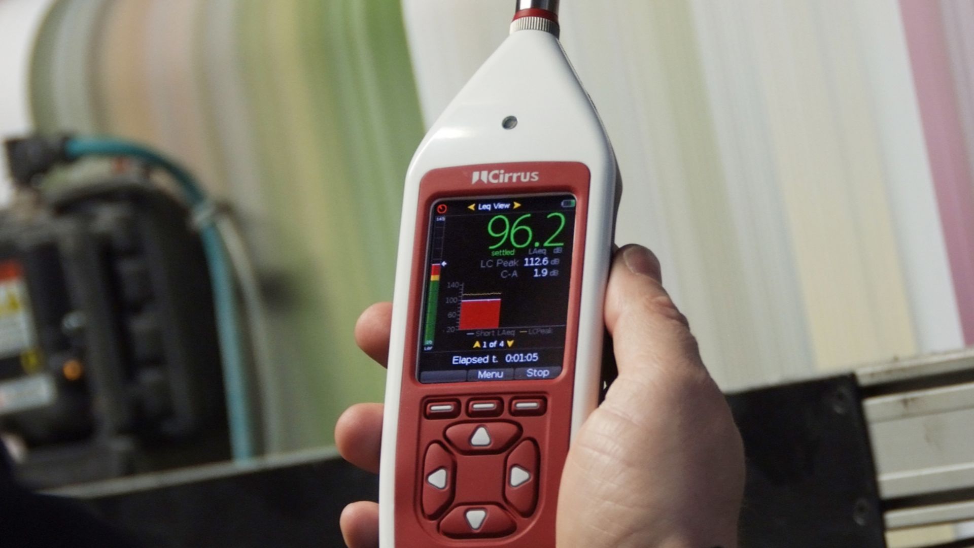 An integrating-averaging cirrus optimus sound level meter complying with IEC 61672 : 2003