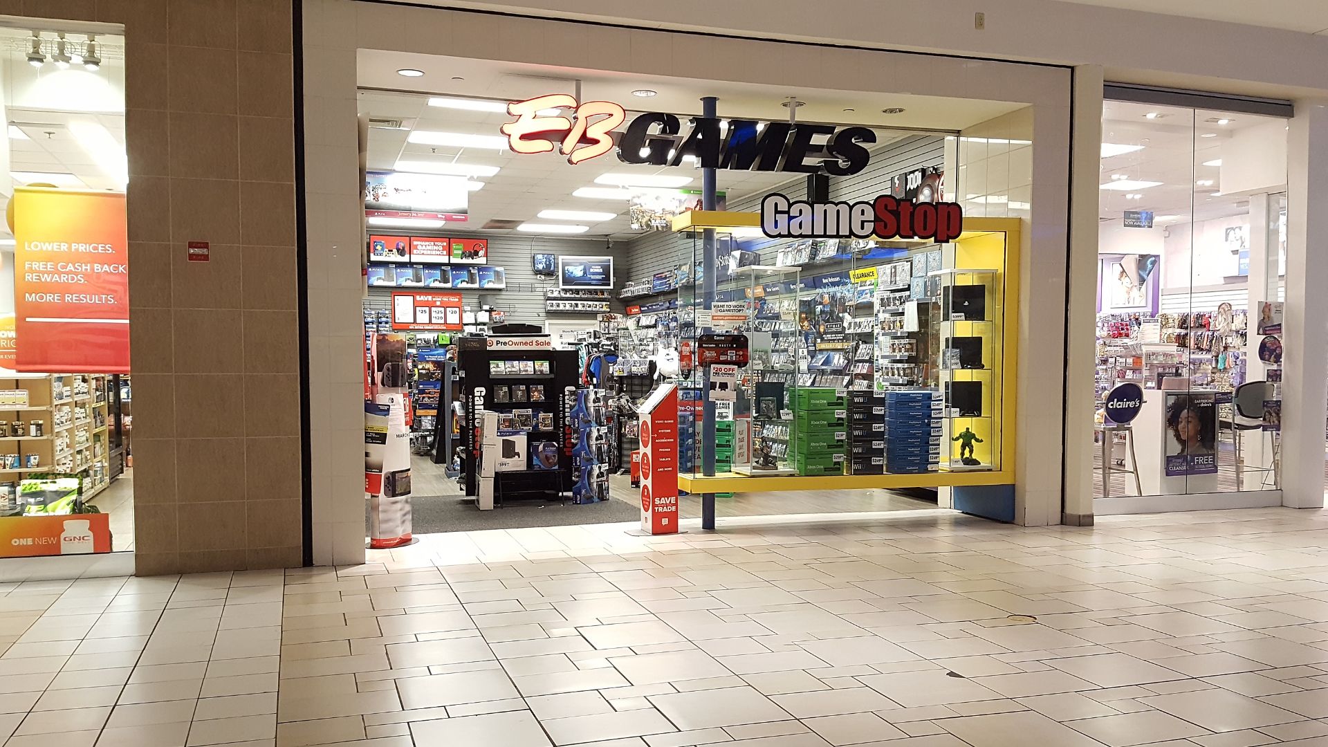 EB Games Oglethorpe Mall Savannah, GA