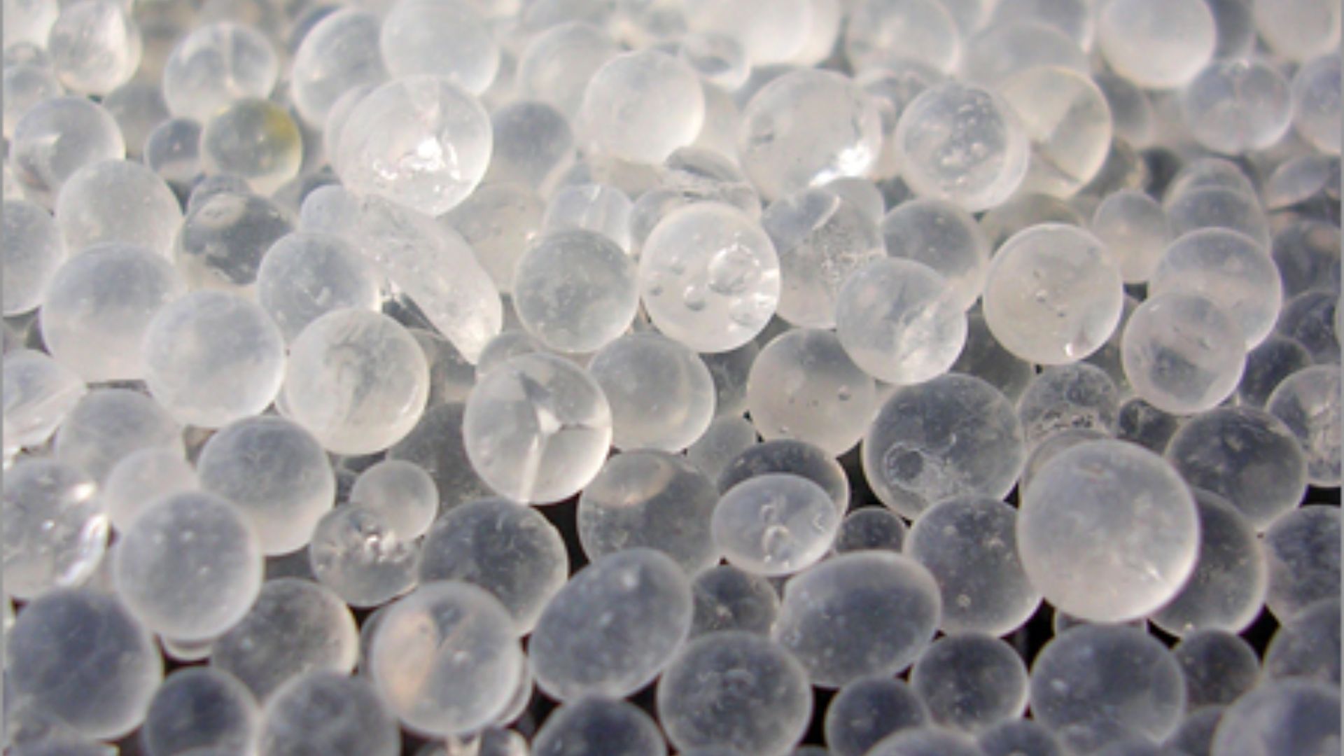 File:White Silica Gel.jpg