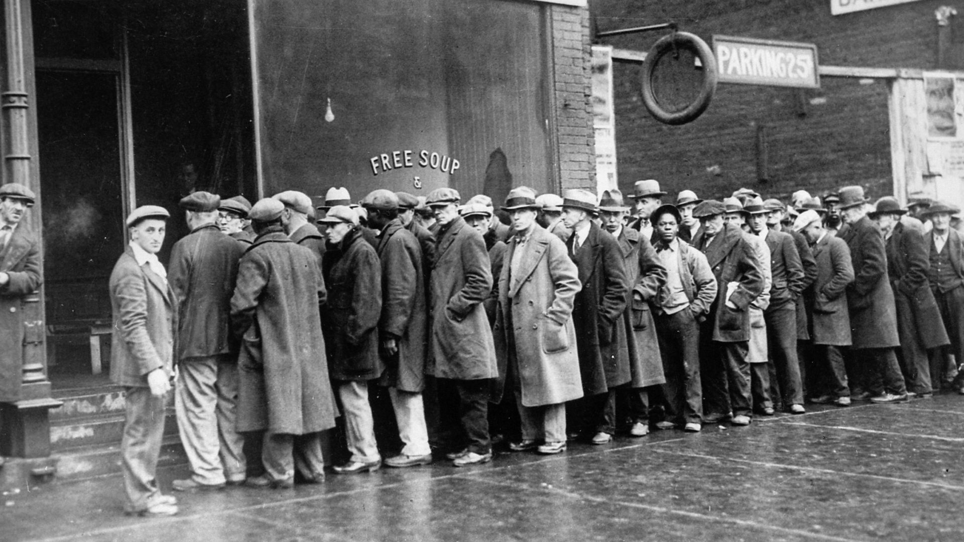 File:Unemployed men queued outside a depression soup kitchen opened in Chicago by Al Capone, 02-1931 - NARA - 541927.jpg