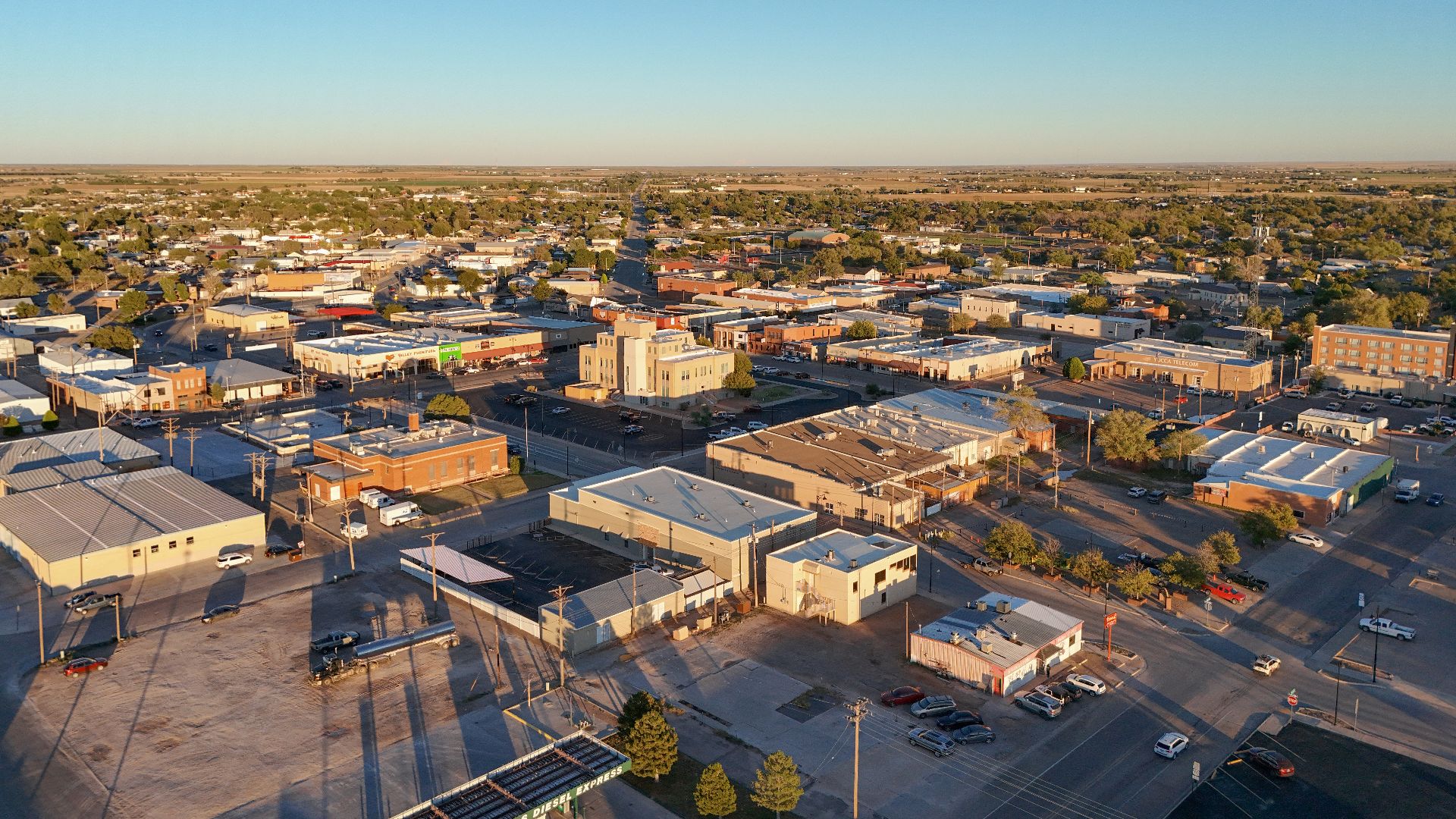 File:Portales, New Mexico skyline aerial view 2024.jpg