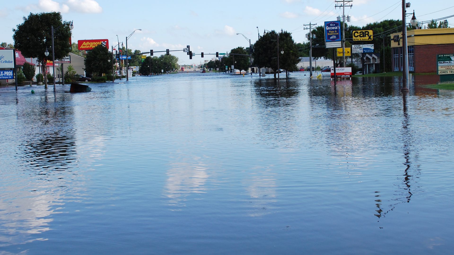 File:FEMA - 44988 - Squaw Creek Floods Main Street in Ames.jpg