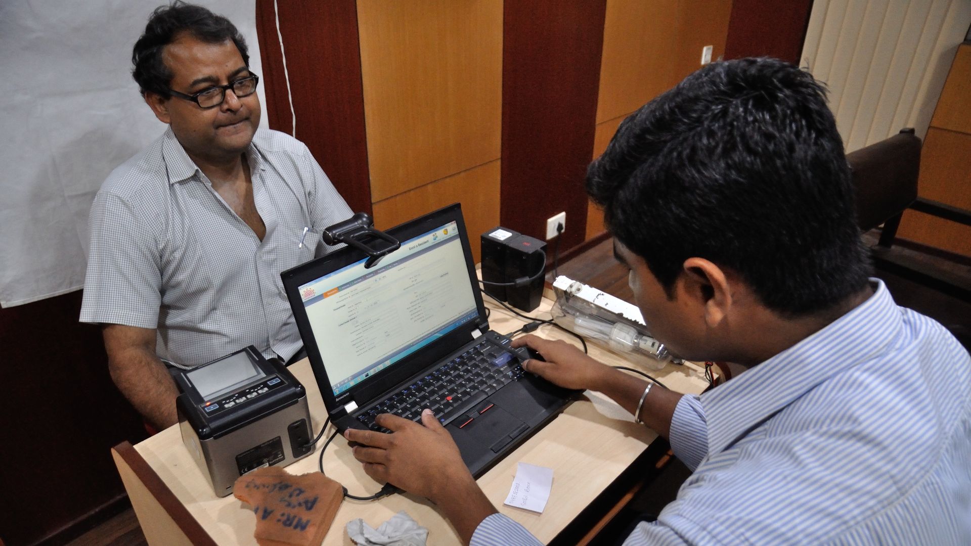 File:Data Verification - Biometric Data Collection - Aadhaar - Kolkata 2015-03-18 3665.JPG