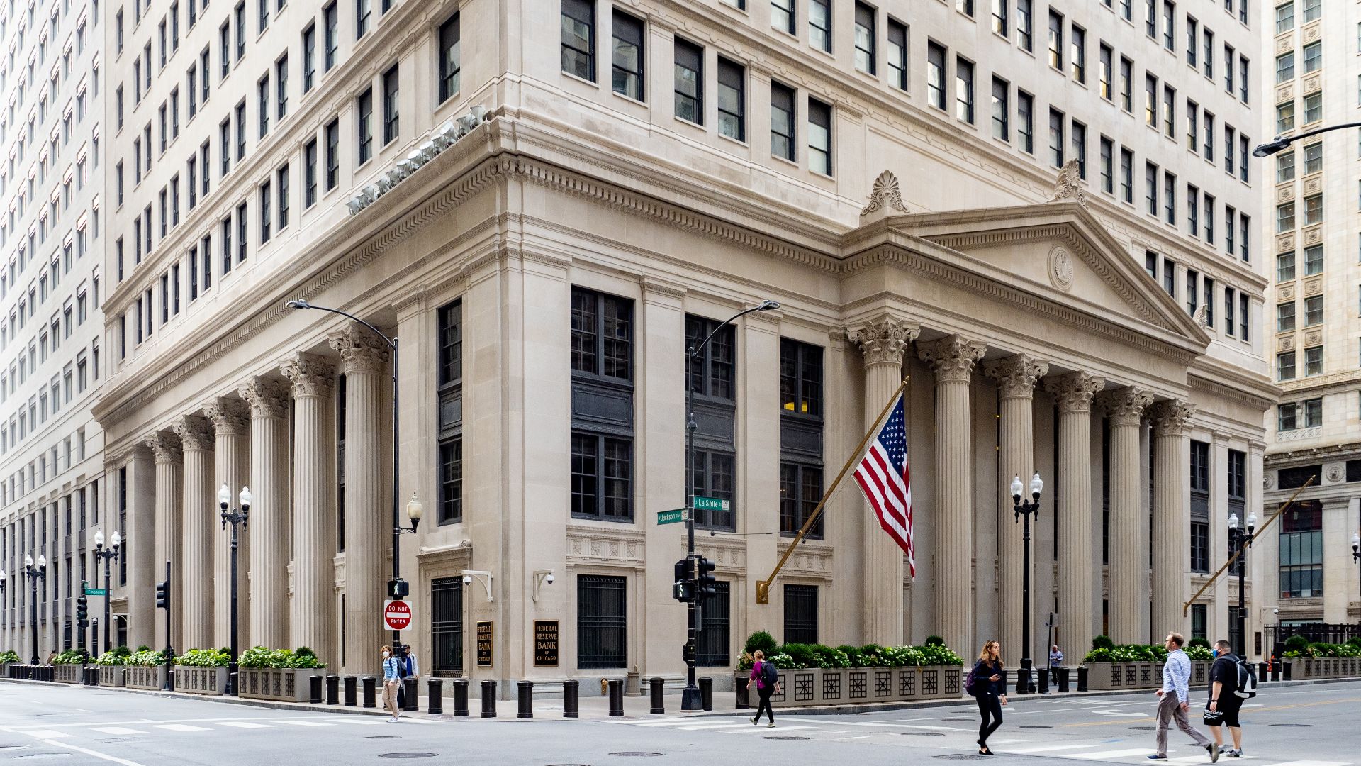 File:Federal Reserve Bank of Chicago (51574643886).jpg