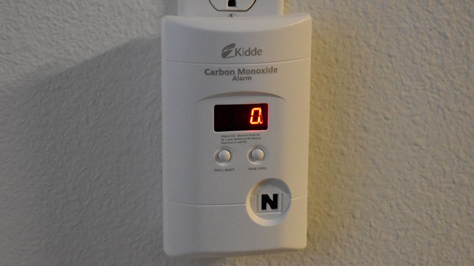 Carbon monoxide detector