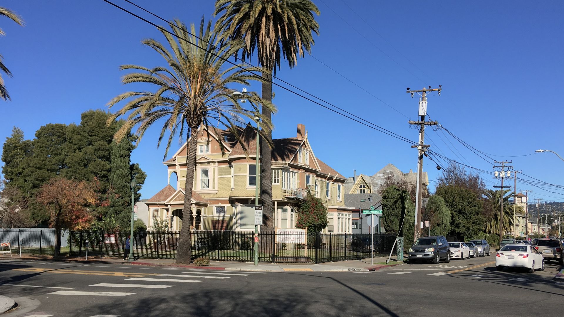File:Clinton neighborhood in Oakland, California, US.jpg