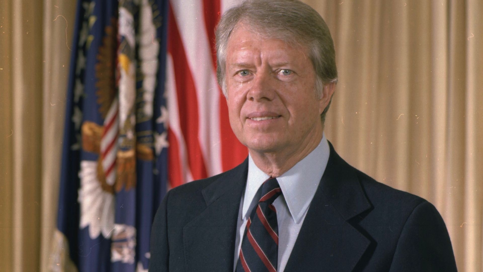 File:Official portrait of Jimmy Carter - NARA - 179156.jpg