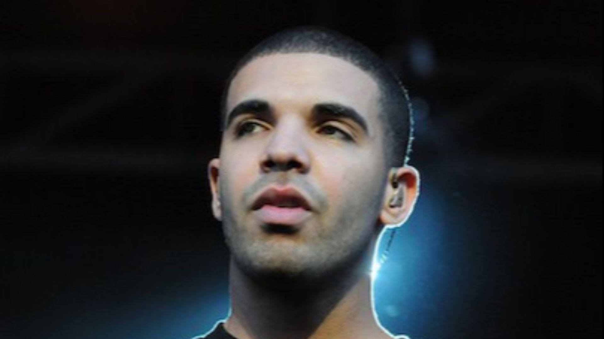 Drake performing on July 16, 2010 at the Cisco Ottowa Bluesfest