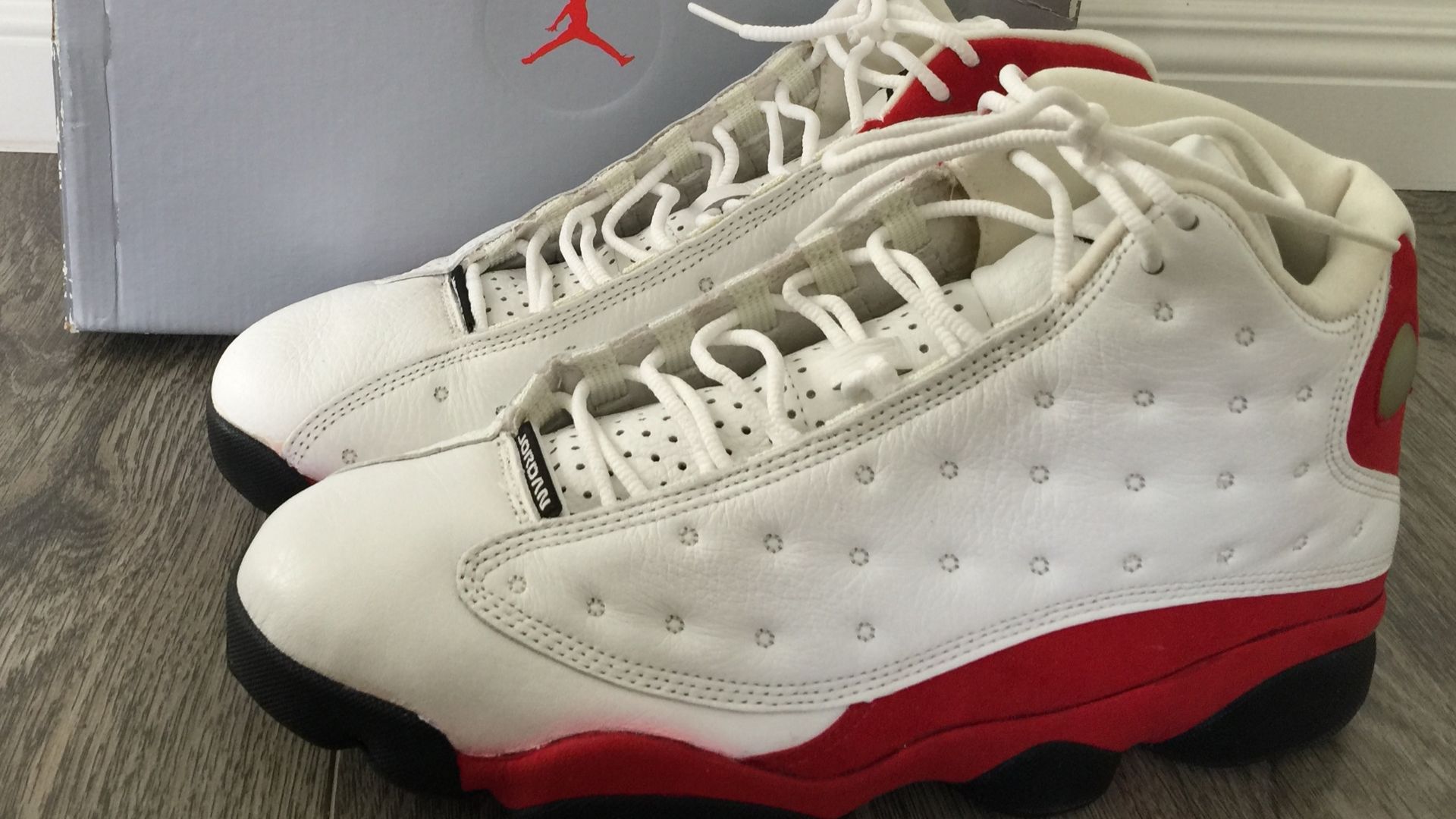 Nike Air Jordan XIII (White/black-varsity red Colorway)