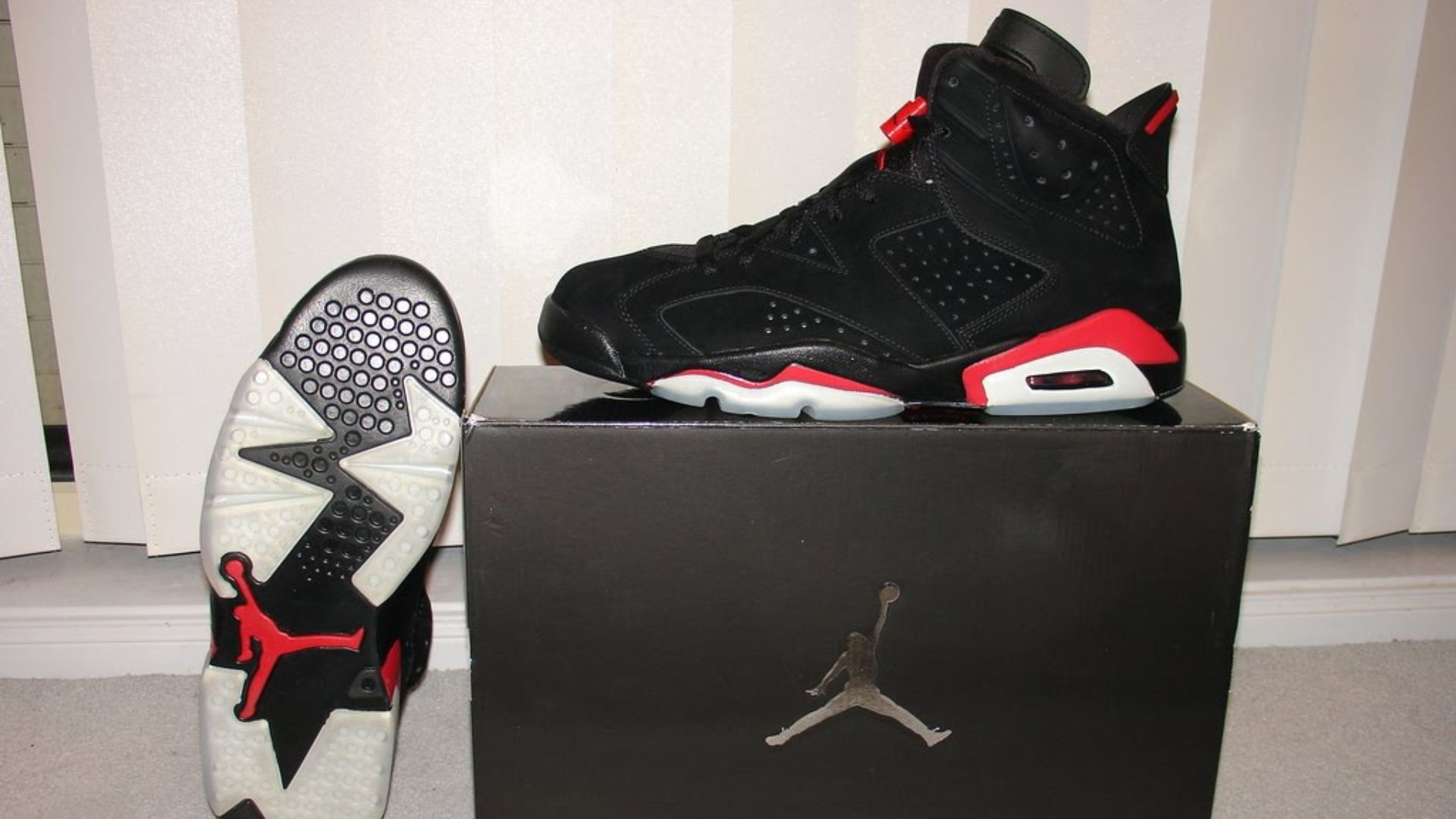 Picture of Retro'ed Air Jordan VIs