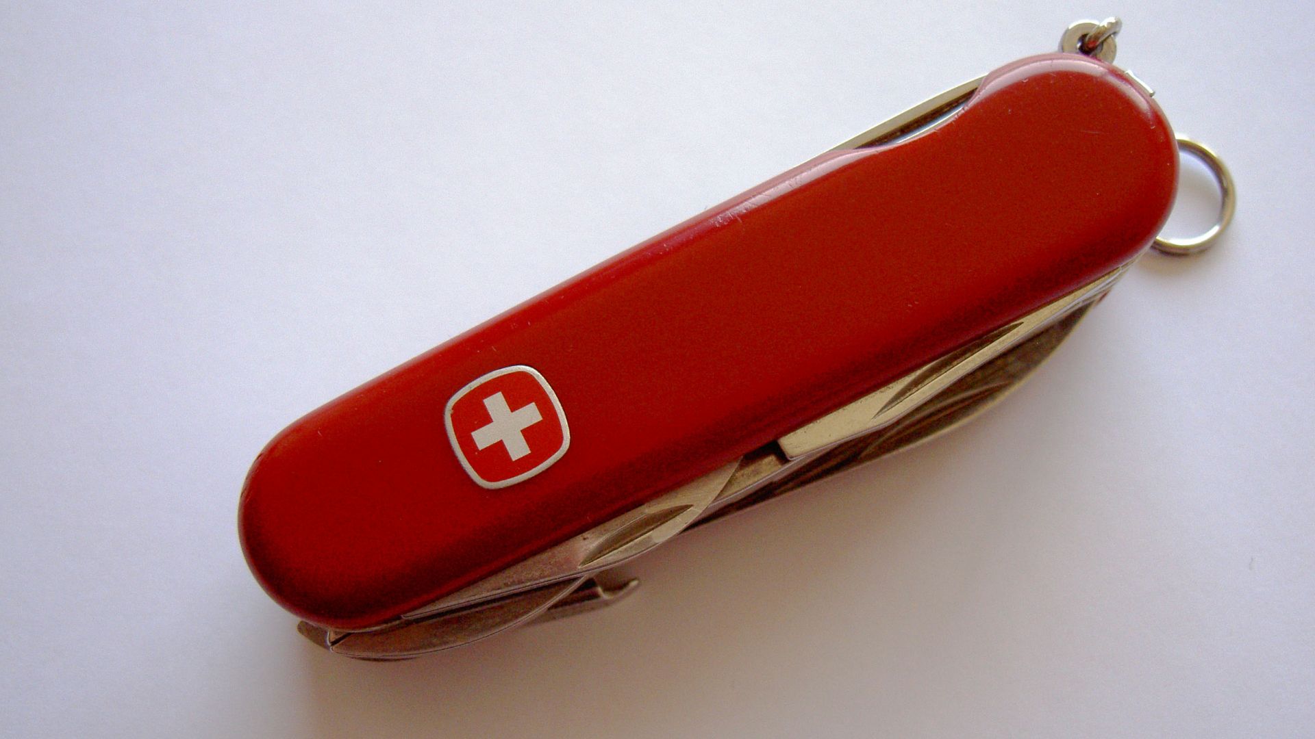 A swiss army knife as made by Wenger. See also Media:Swiss_Army_Knife_Wenger_Opened_20050627.jpg. Made by myself (Note: Wenger was not Victorinox (different logo), but has been bought by them.)