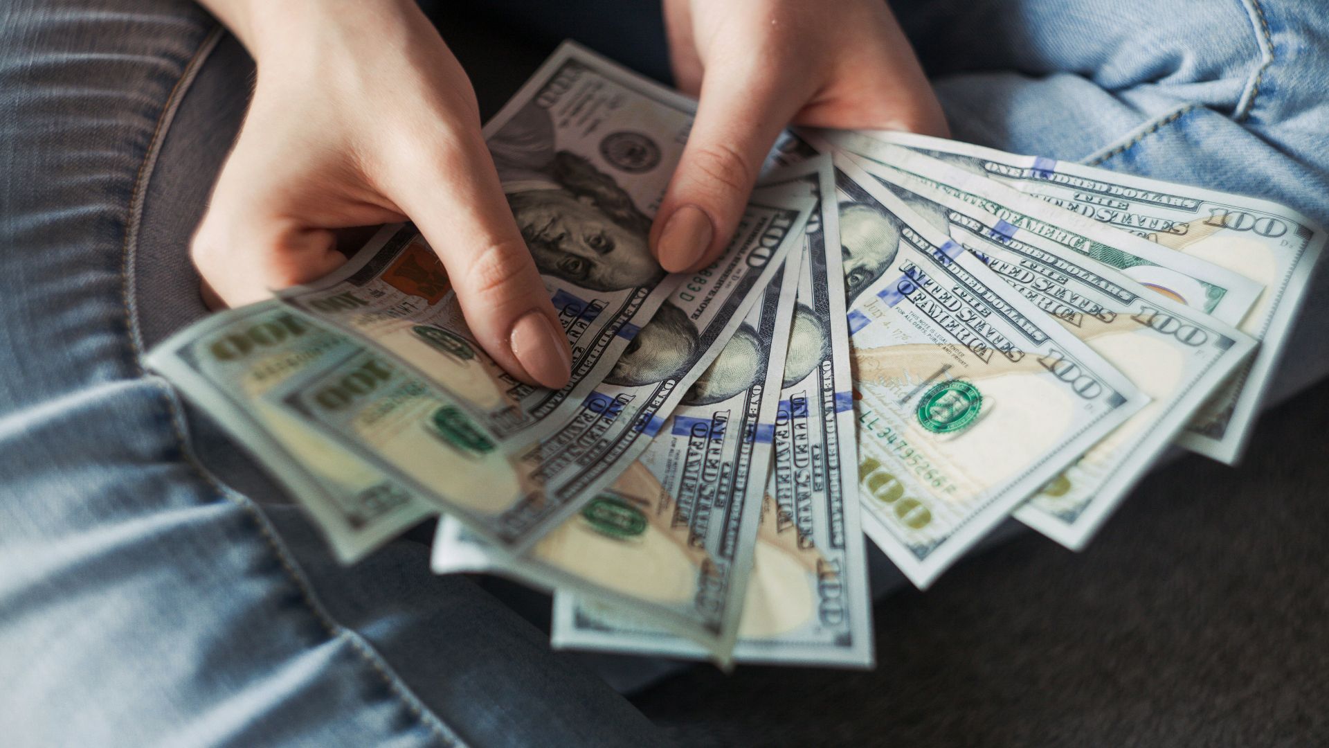 fan of 100 U.S. dollar banknotes