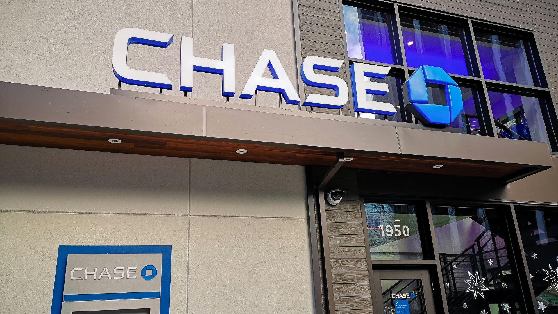 the front of a store