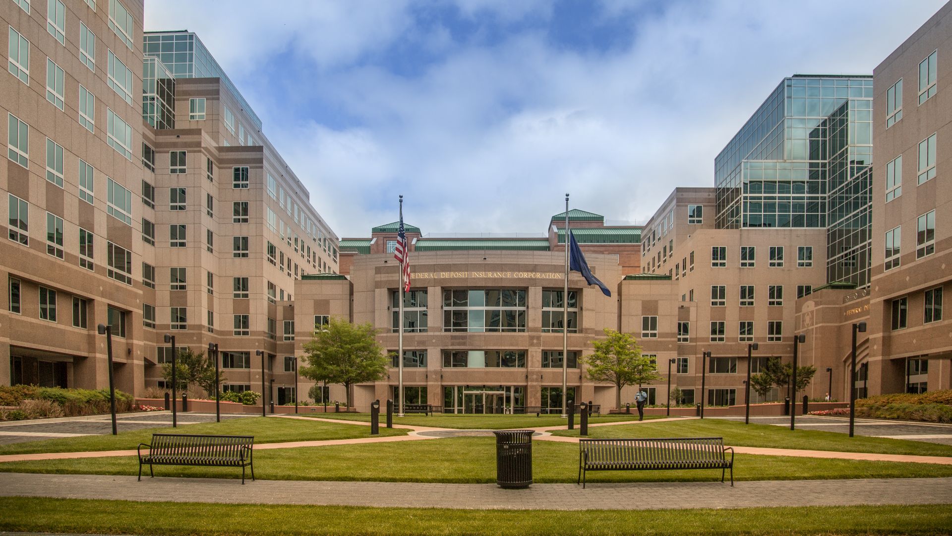 The FDIC headquarters building in Arlington, Virginia. (Federal Deposit Insurance Corporation, Washington, DC area)

(c) 2014 Tony Webster.