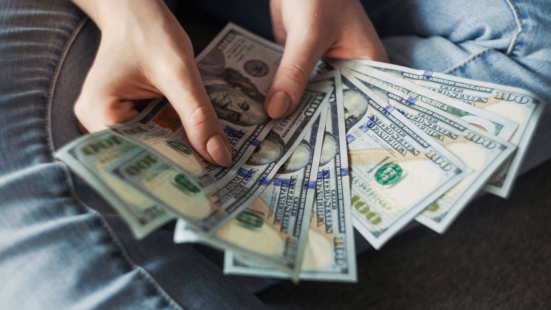 fan of 100 U.S. dollar banknotes