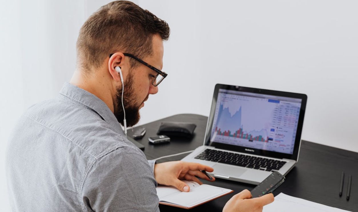 Man Holding a Smartphone