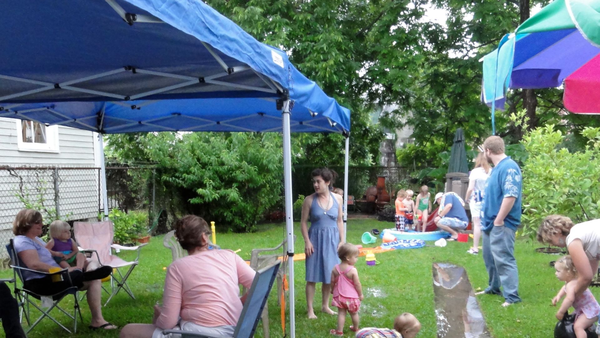 I love the tongue of concrete that extends into this New Orleans backyard.  Faubourg St. John.