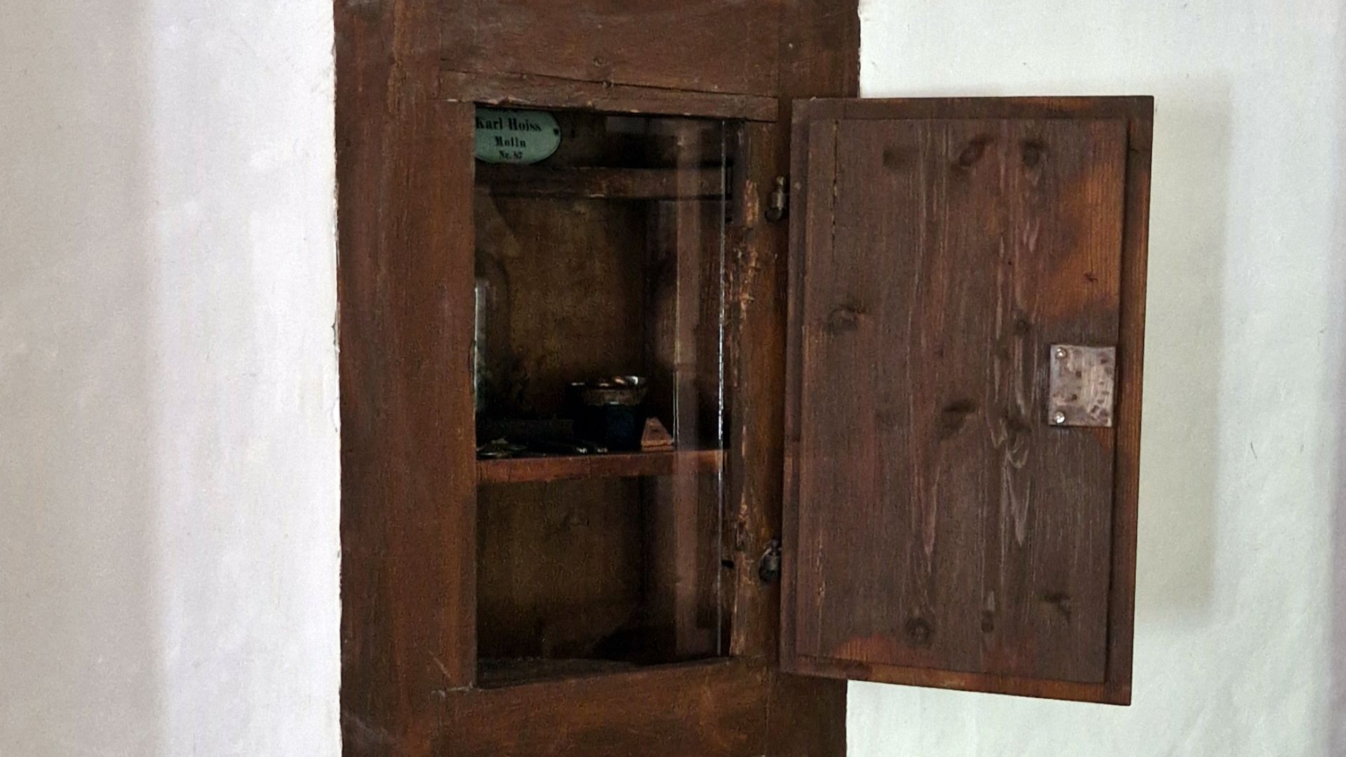 Hoisn Haus : Wandtresor
