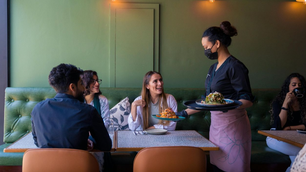 People having dinner