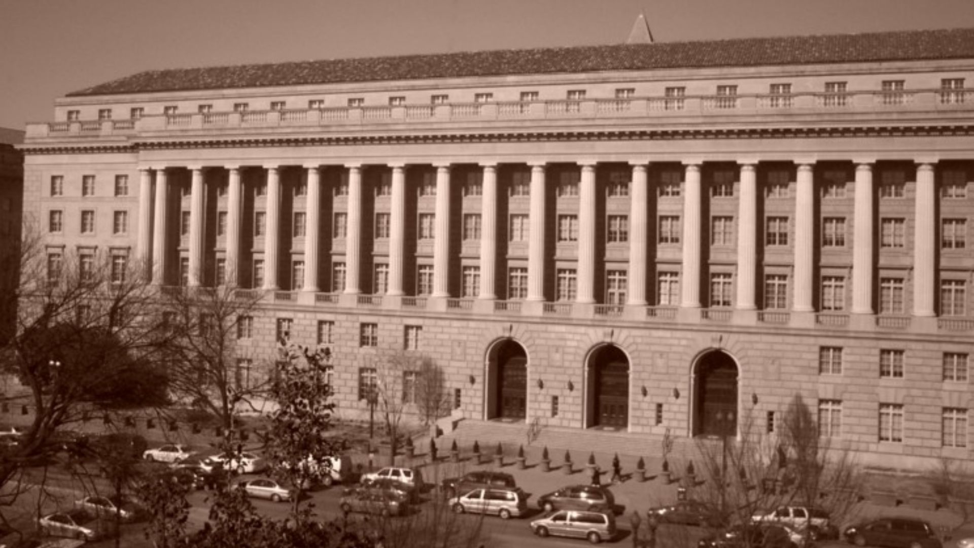 Internal Revenue Service Building in D.C.