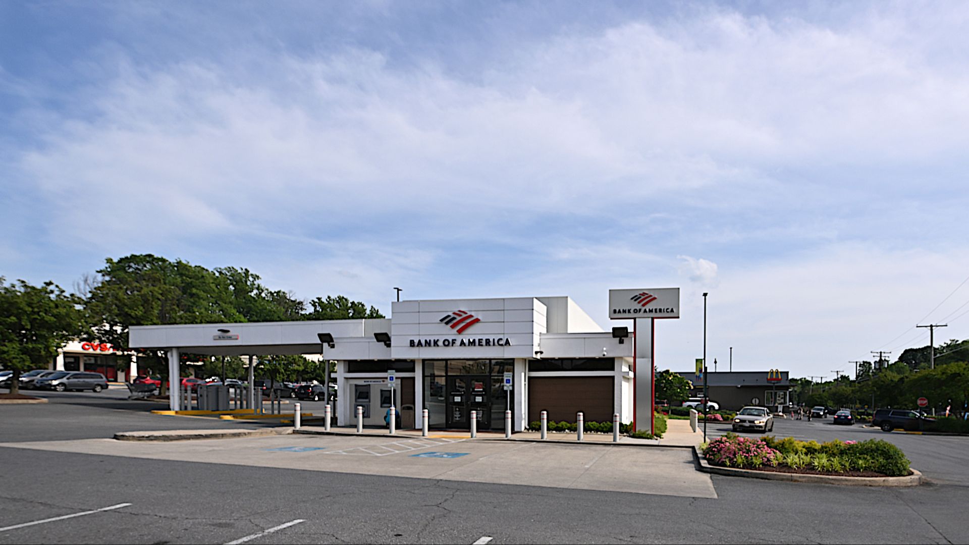 The free-standing Bank of America at the Aspen Hill Shopping Center. 13711 Connecticut Avenue, Aspen Hill, Maryland 20906.