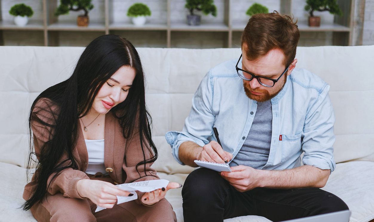 man woman credit - accounts