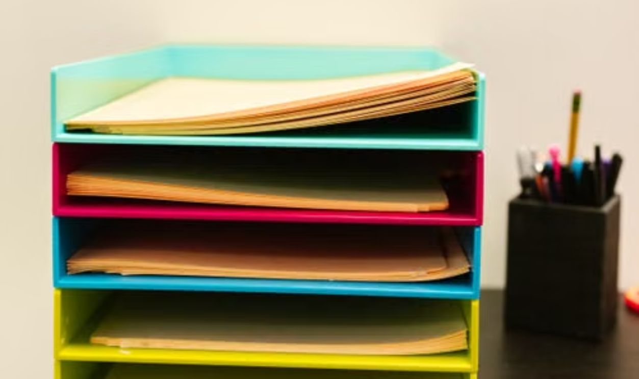 file holder 