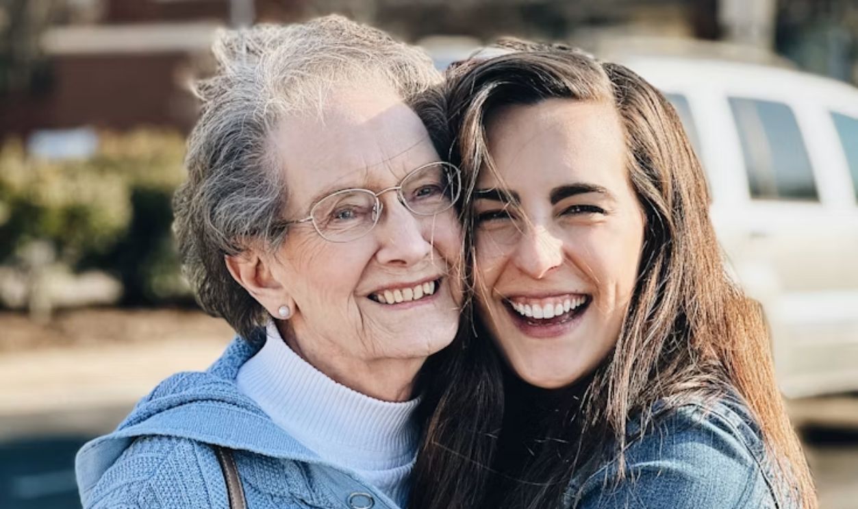 adult with elderly parent 