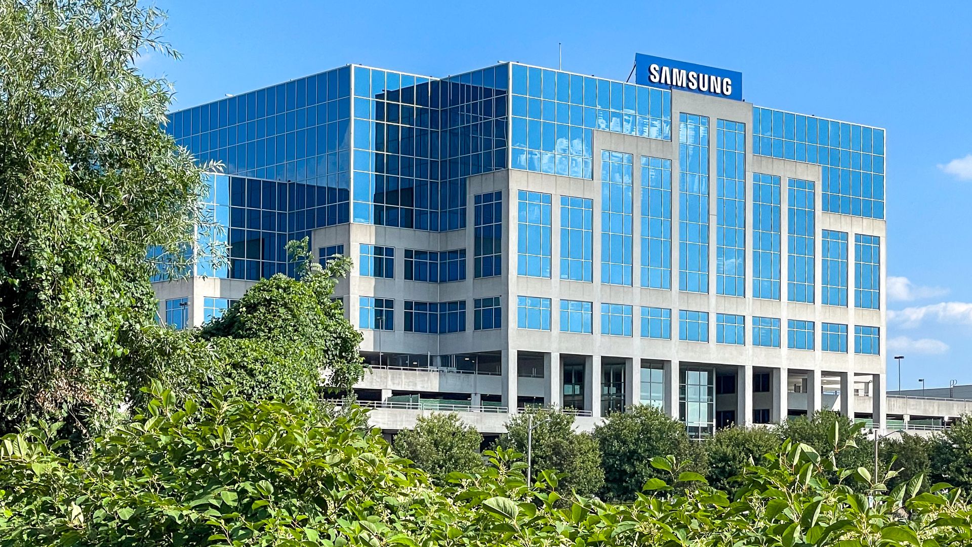 Samsung Ridgefield Park building, 85 Challenger Road, Ridgefield Park New Jersey.