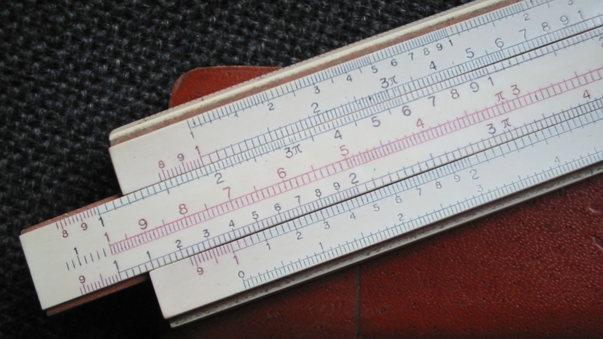 Slide rule Karoly Szabo
Photo User:Tamas Szabo