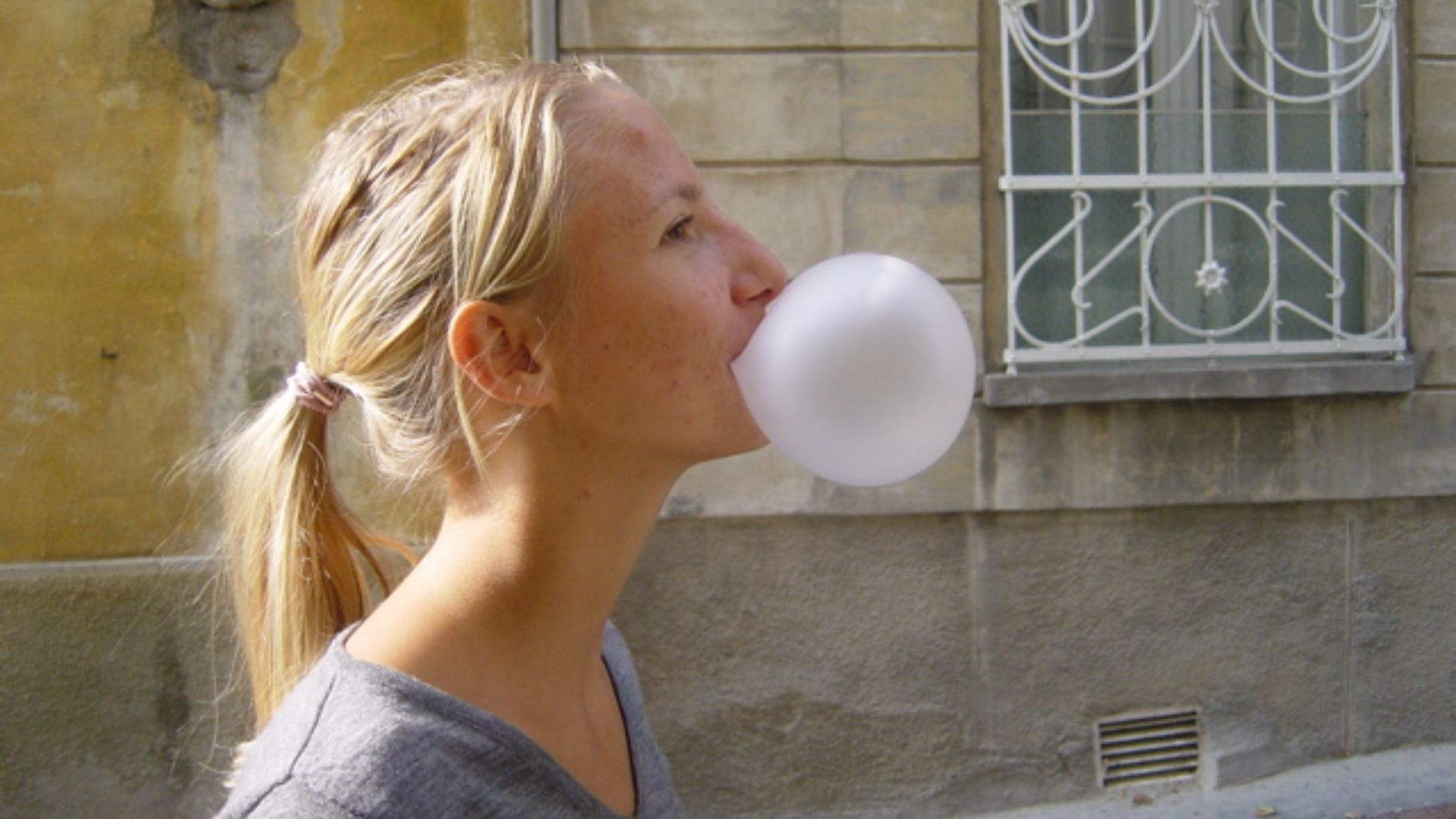 Bubble gum