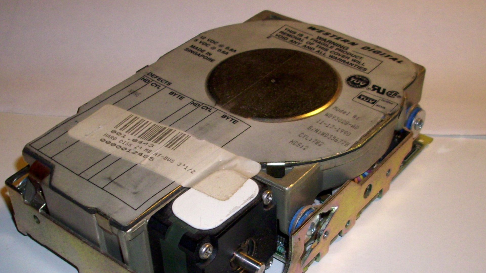 An old Western Digital 3.5 HD, model wd93028-AD