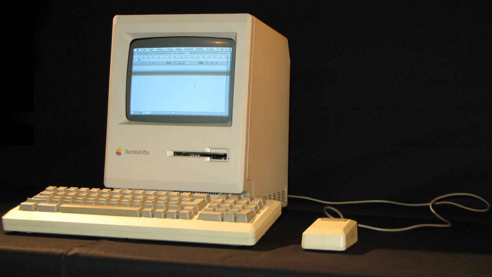 Macintosh Plus
