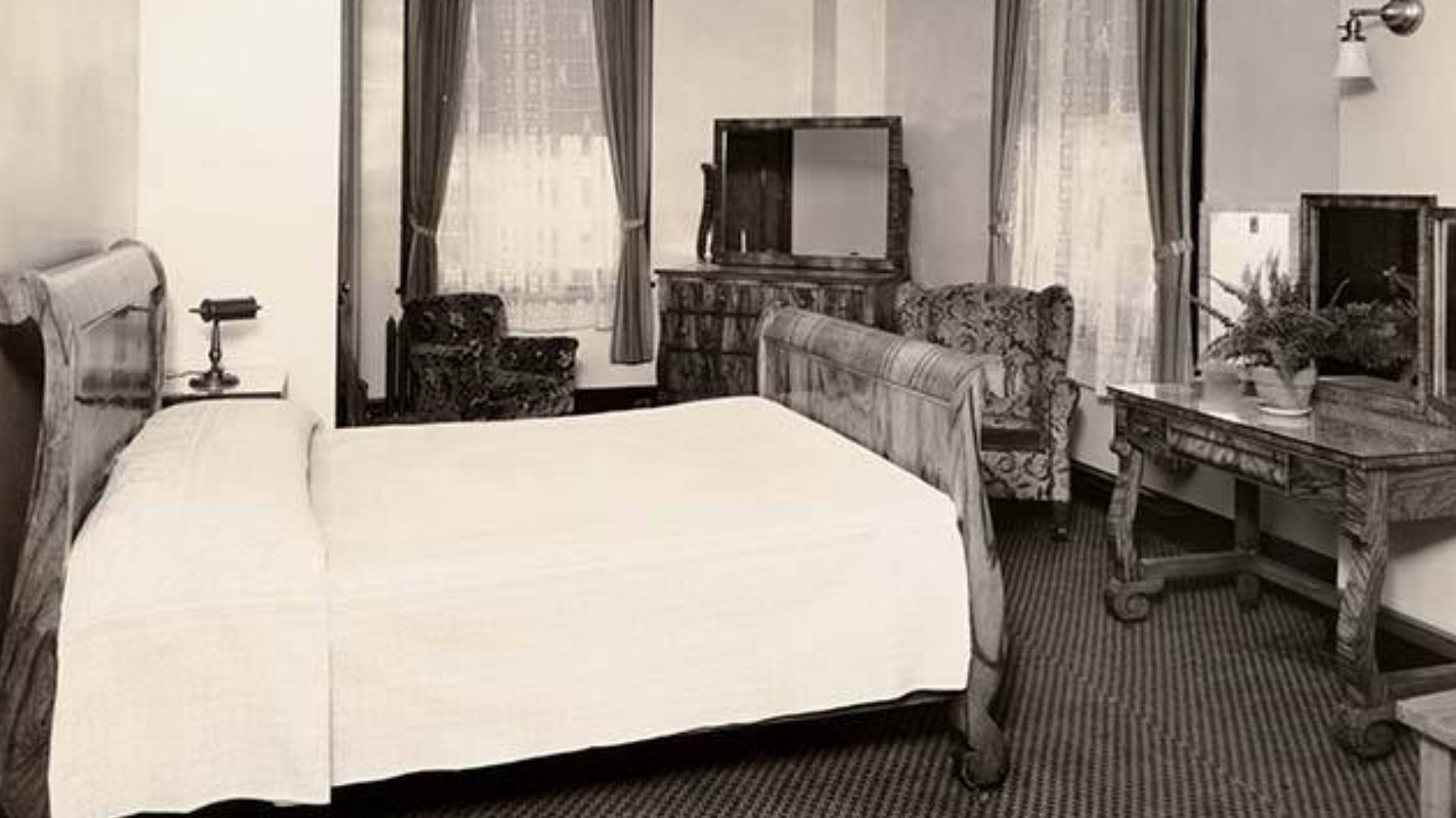 In 1911 when George Frederick Frye (1833-1912) opened his eleven-story Louisa C. Frye Hotel near Pioneer Square, it was considered Seattle's finest. The ornate Italian Renaissance design had an interior finish of mahogany and marble. It contained 350 delu