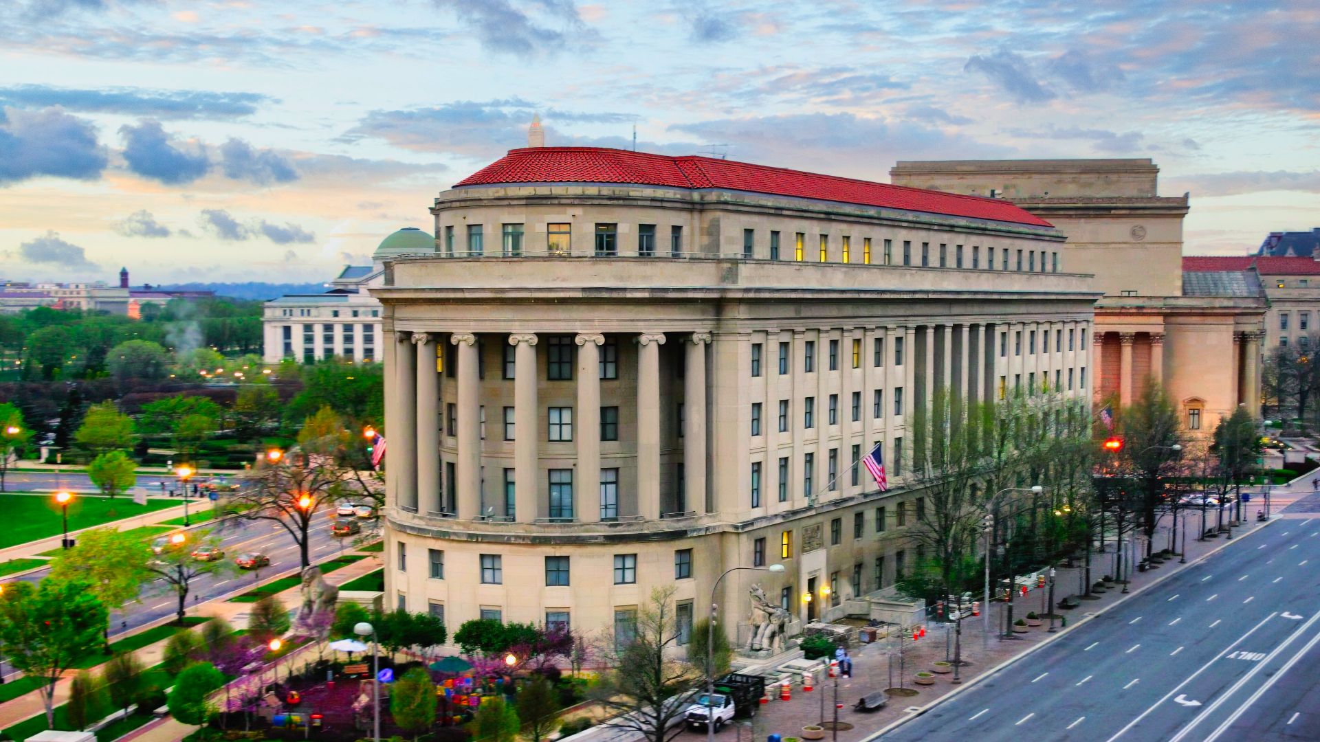 The Apex Building, headquarters of the Federal Trade Commission, on Constitution Avenue and 7th Streets in Washington, D.C. The building was designed by Edward H. Bennett under the purview of Secretary of the Treasury Andrew W. Mellon, and was completed i