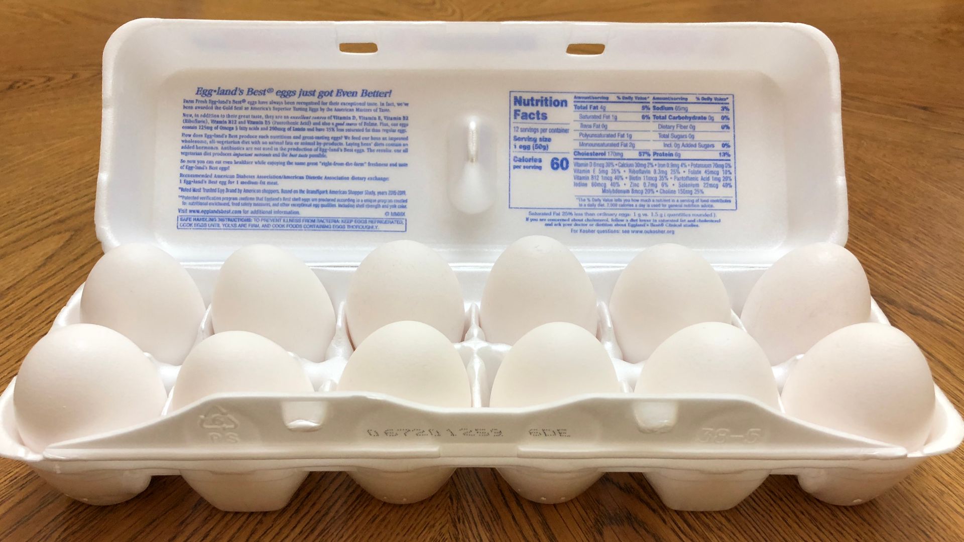 An open carton of a dozen Large Grade A Chicken Eggs from Egg-land's Best in the Franklin Farm section of Oak Hill, Fairfax County, Virginia