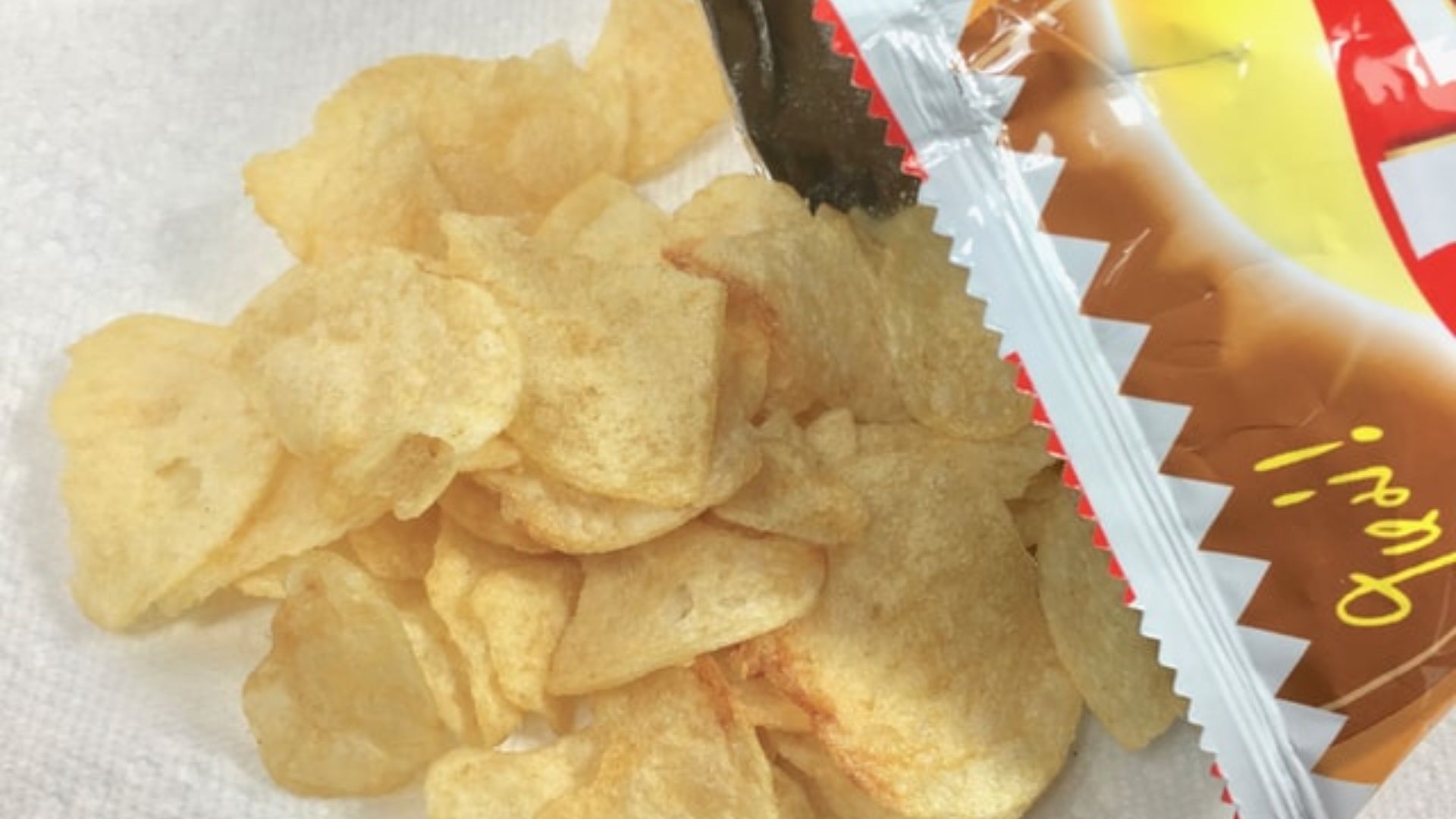 Lay’s Popcorn Caramel Potato Chips (Thailand) 2