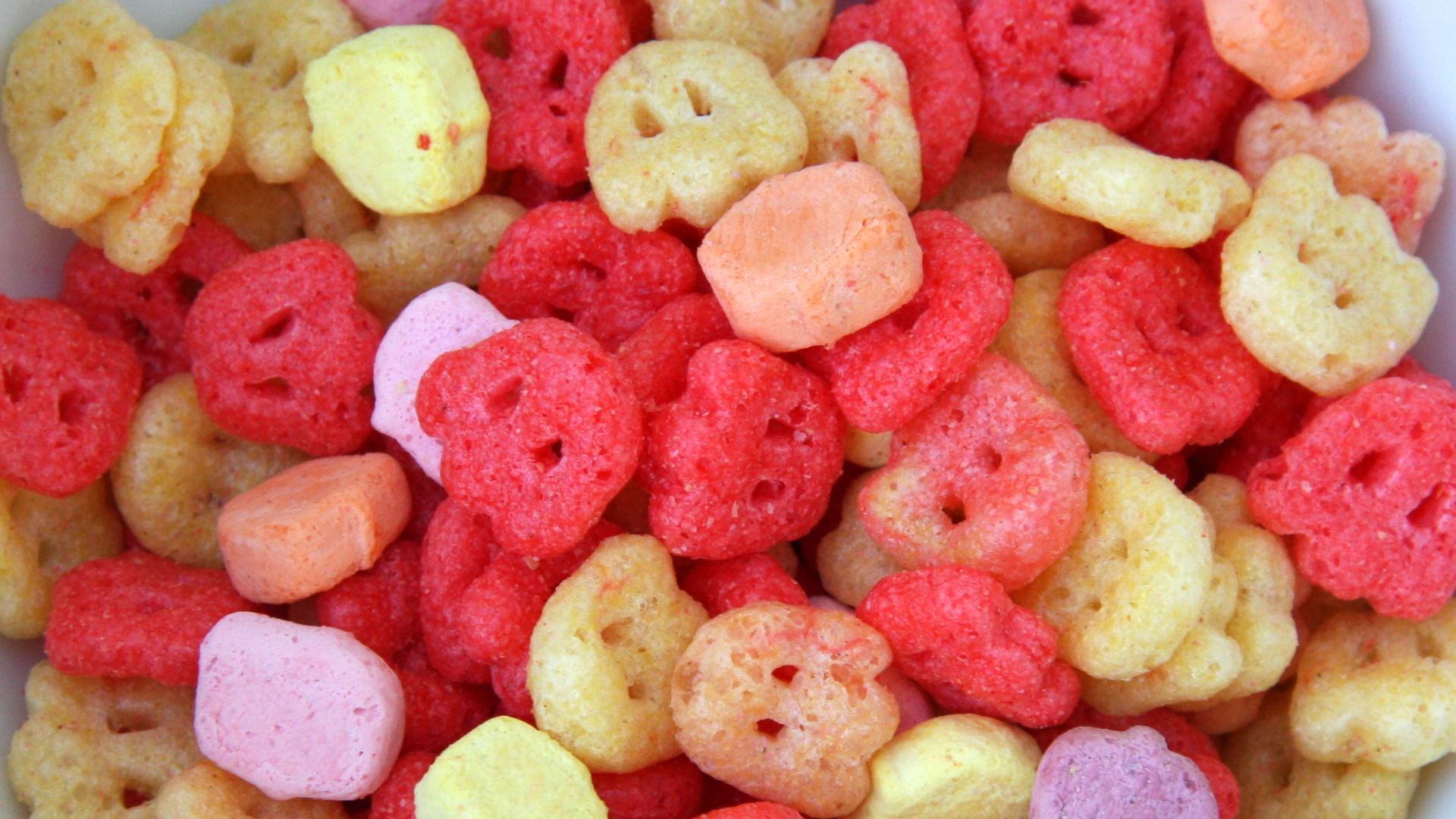 A bowl of Fruit Brute breakfast cereal